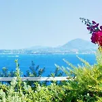 Corfu Luxury برباتي
