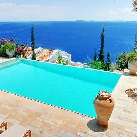 Corfu Luxury Μπαρμπάτι