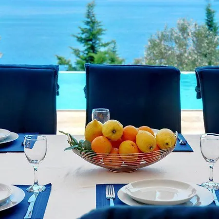 Corfu Luxury * Μπαρμπάτι