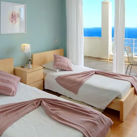 Βίλα Corfu Luxury Μπαρμπάτι