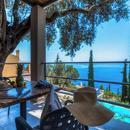 Βίλα Corfu Luxury Μπαρμπάτι